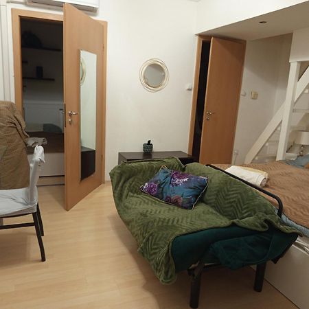Trendy 2 Room Flat, Next To Corvin Mall Free Huge Garage! Ac,Dishwasher,Washmachine, Smart Tv Budapest Kültér fotó