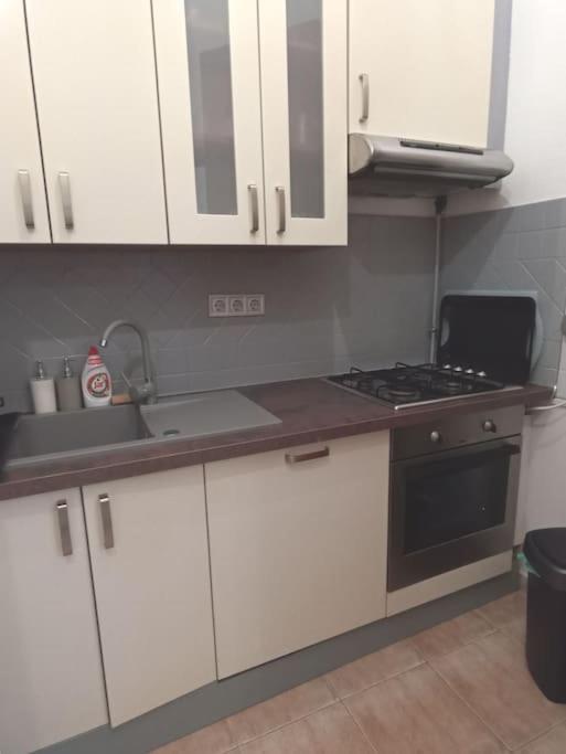 Trendy 2 Room Flat, Next To Corvin Mall Free Huge Garage! Ac,Dishwasher,Washmachine, Smart Tv Budapest Kültér fotó